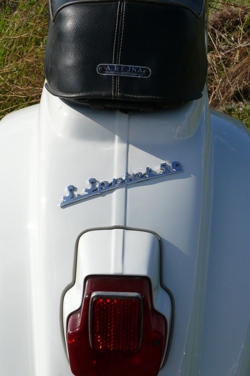 Vespa 50SS rear badge